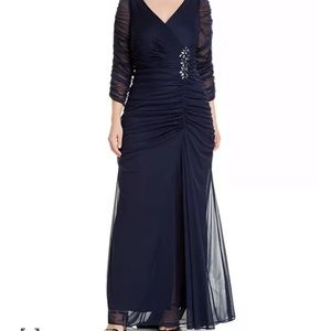 Adrianna Papell Plus Size 3/4 sleeve Rouched Gown